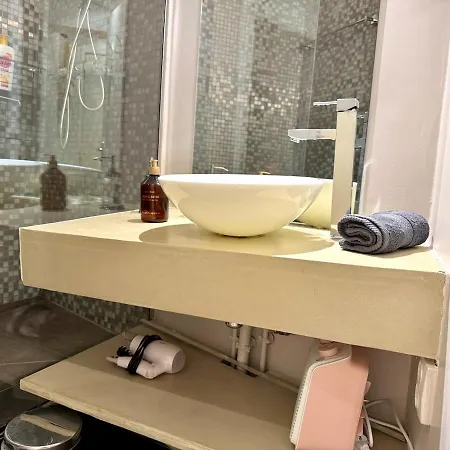 Cocon Au Coeur De Montmartre * Paris