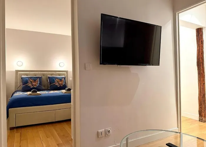 Cocon Au Coeur De Montmartre Проживание в семье *