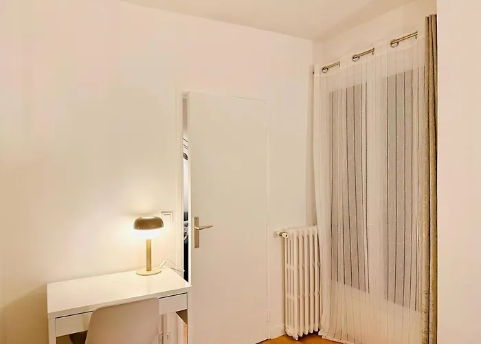 Cocon Au Coeur De Montmartre Проживание в семье