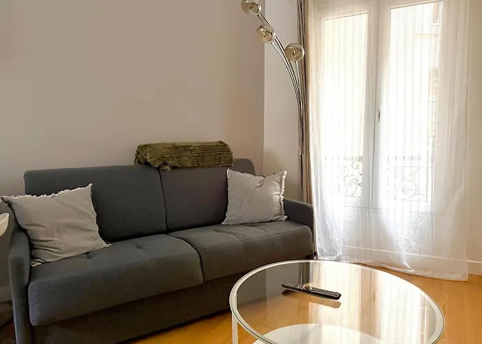 Проживание в семье Cocon Au Coeur De Montmartre Париж